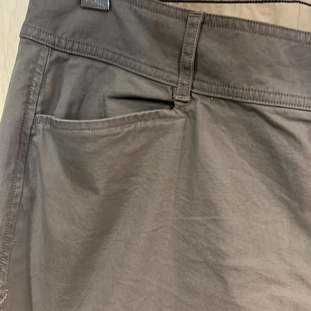 Eddie Bauer Blakely Gray Cotton Capri Wide Leg Size 12